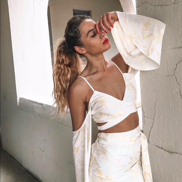 Sabo Skirt Set - Picture 3 of 3